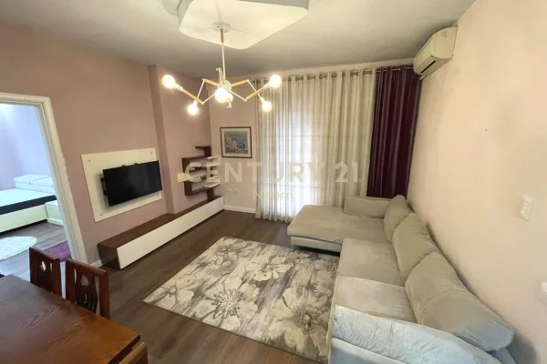 Shtepi me qera Apartament ne Tirane, 1+1, Mobilimi E mobiluar, Pagesa 600  Euro.