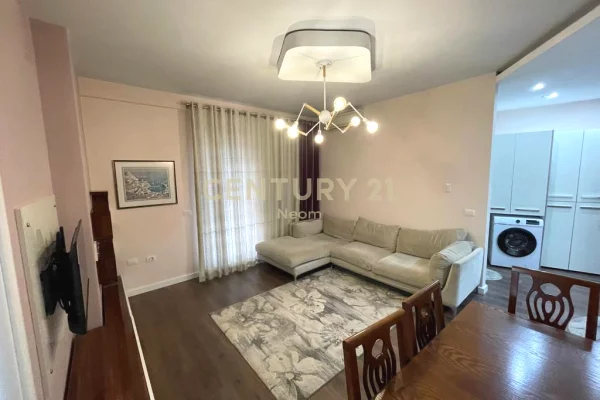 Shtepi me qera Apartament ne Tirane, 1+1, Mobilimi E mobiluar, Pagesa 600  Euro.
