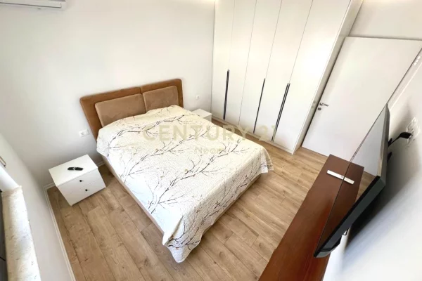 Shtepi me qera Apartament ne Tirane, 1+1, Mobilimi E mobiluar, Pagesa 600  Euro.