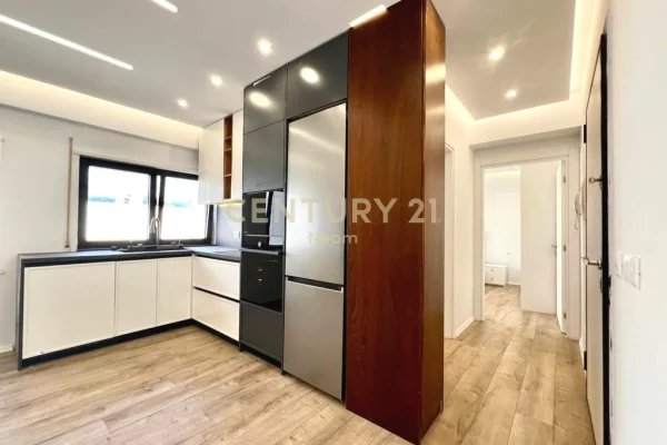 Shtepi me qera Apartament ne Tirane, 1+1, Mobilimi E mobiluar, Pagesa 600  Euro.