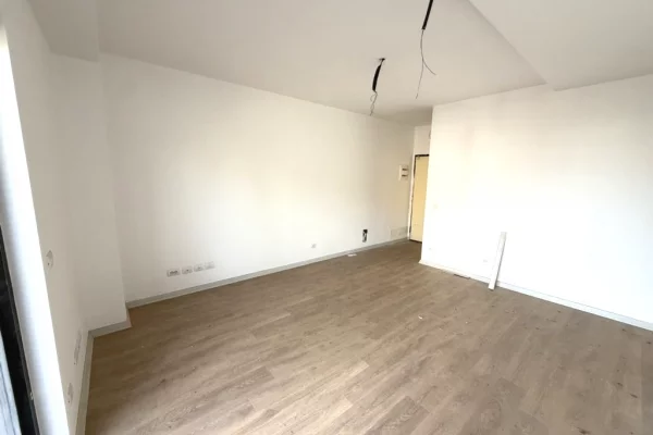 Garden Building ,Japim me qira ambient per zyra!