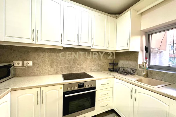 Shtepi me qera Apartament ne Tirane, 1+1, Mobilimi E mobiluar, Pagesa 470  Euro.