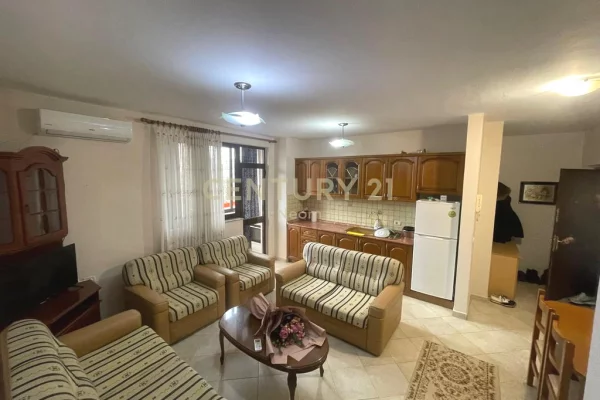 JEPET PËR QIRA, APARTAMENT 2+1+2 BALLKONE, FUSHA E AVIACIONIT