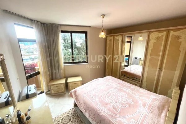 Shtepi me qera Apartament ne Tirane, 2+1, Mobilimi E mobiluar, Pagesa 520  Euro.