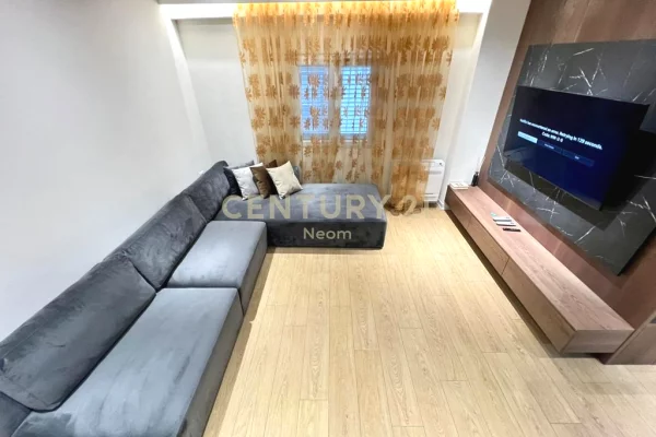 Shtepi me qera 1+1 ne Tirane - 590 Euro