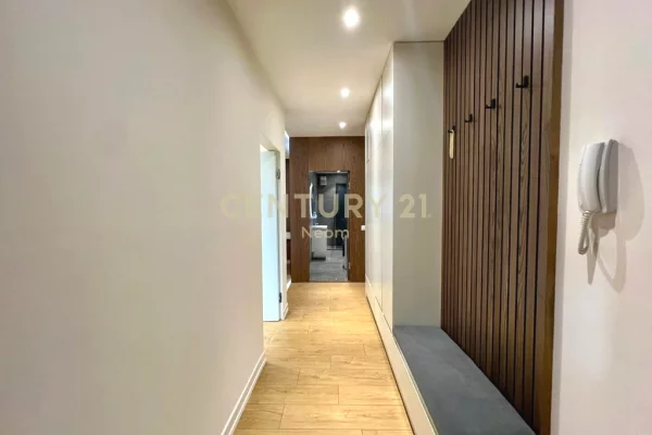 Shtepi me qera Apartament ne Tirane, 1+1, Mobilimi E mobiluar, Pagesa 590  Euro.