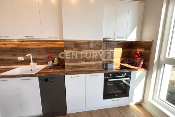 Shtepi me qera Apartament ne Tirane, 1+1, Mobilimi E mobiluar, Pagesa 700  Euro.