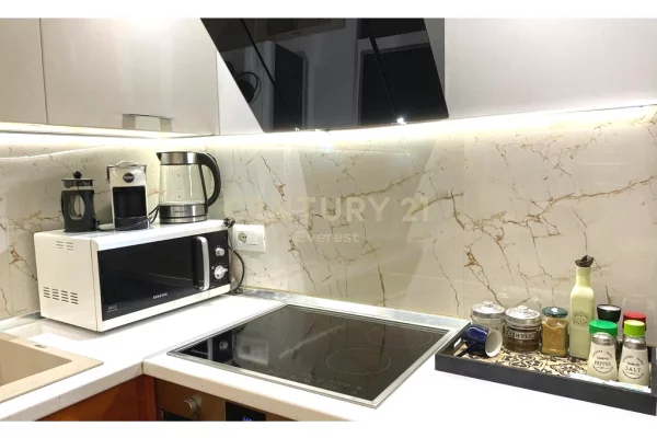 Shtepi me qera Apartament ne Tirane, 2+1, Mobilimi E mobiluar, Pagesa 850  Euro.