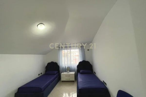 Shtepi me qera Apartament ne Tirane, 2+1, Mobilimi E mobiluar, Pagesa 750  Euro.