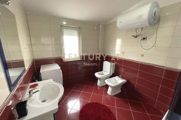 Shtepi me qera Apartament ne Tirane, 2+1, Mobilimi E mobiluar, Pagesa 750  Euro.