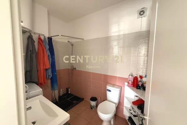 Shtepi me qera Apartament ne Tirane, 1+1, Mobilimi E mobiluar, Pagesa 550  Euro.