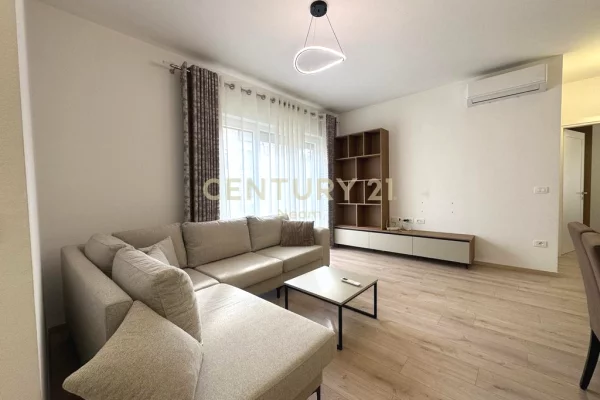 Shtepi me qera Apartament ne Tirane, 2+1, Mobilimi E mobiluar, Pagesa 1,000  Euro.