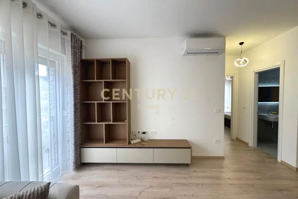 Shtepi me qera Apartament ne Tirane, 2+1, Mobilimi E mobiluar, Pagesa 1,000  Euro.