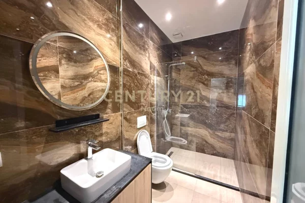 Shtepi me qera Apartament ne Tirane, 2+1, Mobilimi E mobiluar, Pagesa 700  Euro.