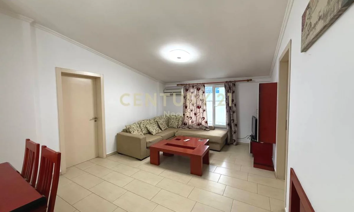 Shtepi me qera Apartament ne Tirane, 2+1, Mobilimi E mobiluar, Pagesa 700  Euro.