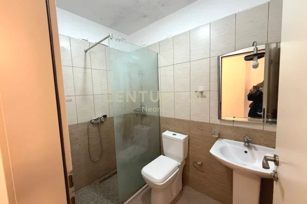 Shtepi me qera Apartament ne Tirane, 1+1, Mobilimi E mobiluar, Pagesa 600  Euro.