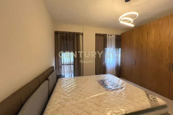 Appartamento in affitto a Tirana 1+1, Arredato