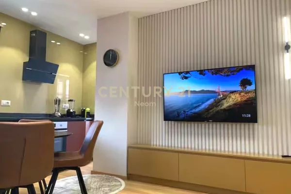 Appartamento in affitto a Tirana 1+1, Arredato