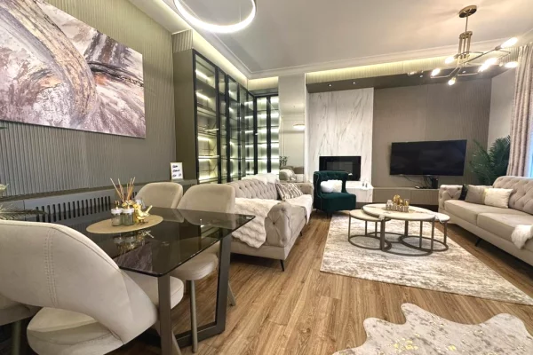 Casa in affitto 2+1 a Tirana - 1,600 Euro