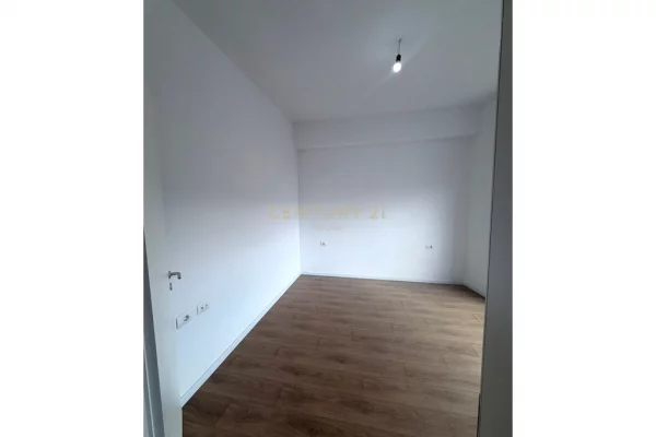 Apartment for sale in Tirana 1+1, Emty