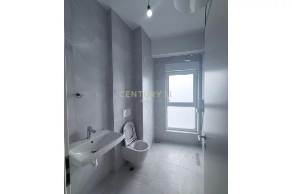 Apartment for sale in Tirana 1+1, Emty