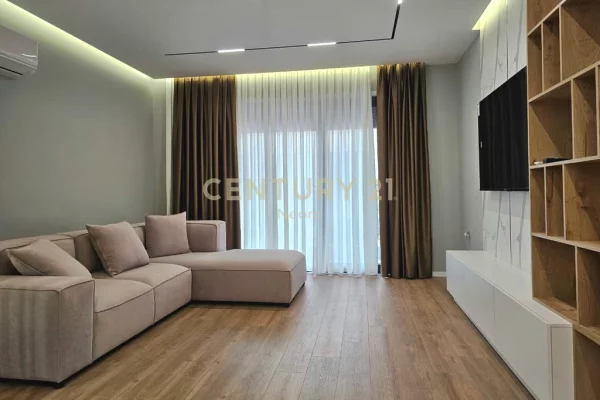 JEPET ME QIRA APARTAMENT 2+1 – LIQENI I THATË