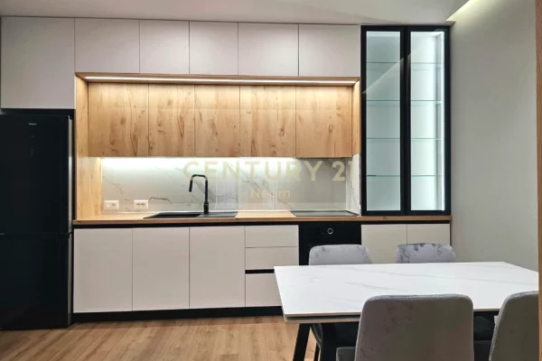 Shtepi me qera Apartament ne Tirane, 2+1, Mobilimi E mobiluar, Pagesa 1,200  Euro.