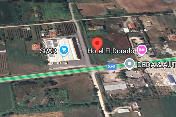 Truall ose Toke ne Lezhe - 87,500 Euro