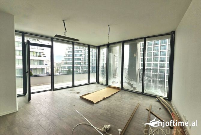 ZYRA PER QIRA NE LAKE VIEW RESIDENCES