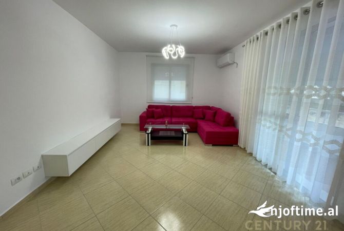 Shtepi ne shitje 1+1 ne Vlore - 235,000 Euro