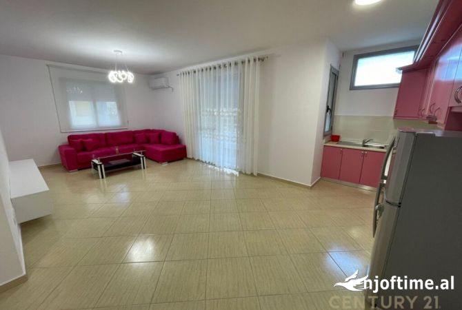 Shtepi ne shitje Apartament ne Vlore, 1+1, Mobilimi E mobiluar, Pagesa 235,000  Euro.