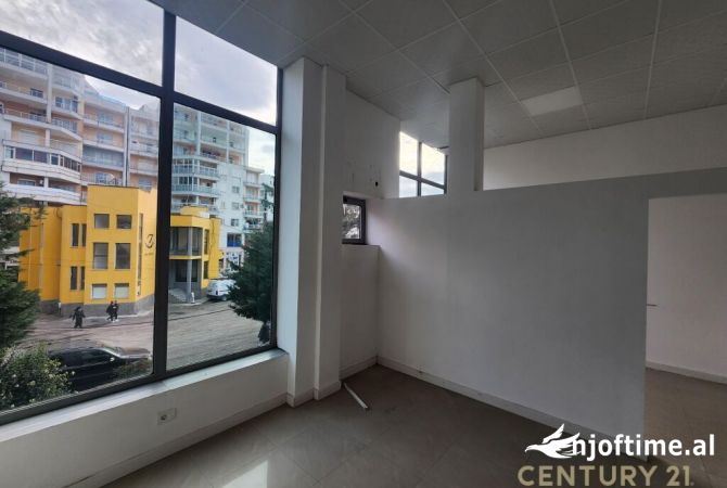 Ambient biznesi ne shitje 1+1 ne Kruje - 250,000 Euro