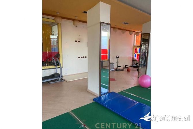Ambient biznesi ne shitje 1+1 ne Lezhe - 120,000 Euro