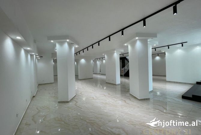 Ambient biznesi ne shitje 1+1 ne Vlore - 2,200,000 Euro