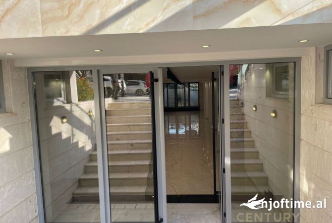 Shitet Ambient showroom ne Bulevardin Vlore-Skele, Vlore!