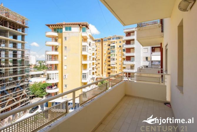 Shtepi ne shitje 2+1 ne Vlore - 225,000 Euro