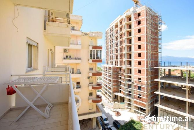 Shtepi ne shitje Apartament ne Vlore, 2+1, Mobilimi E mobiluar, Pagesa 225,000  Euro.