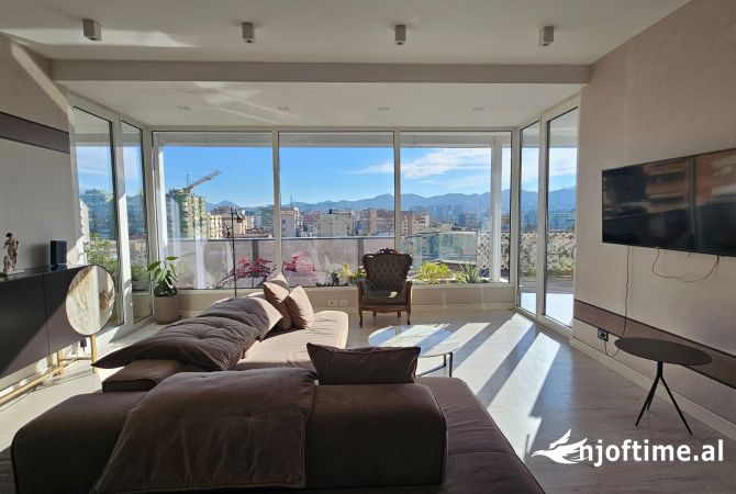 SHITET APARTAMENT 2+1+VERANDE TEK ISH EKSPOZITA