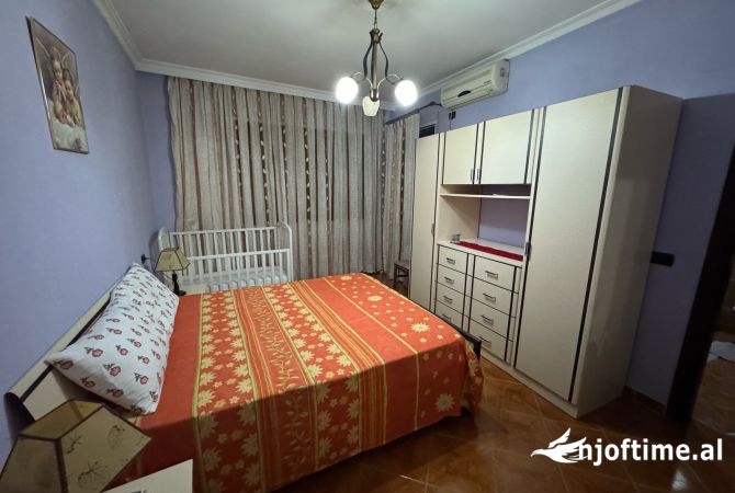 Shtepi me qera 1+1 ne Tirane - 400 Euro