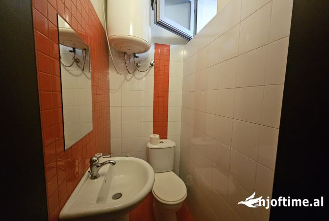 JEPET ME QIRA AMBIENT PRANE ISH EKSPOZITES.