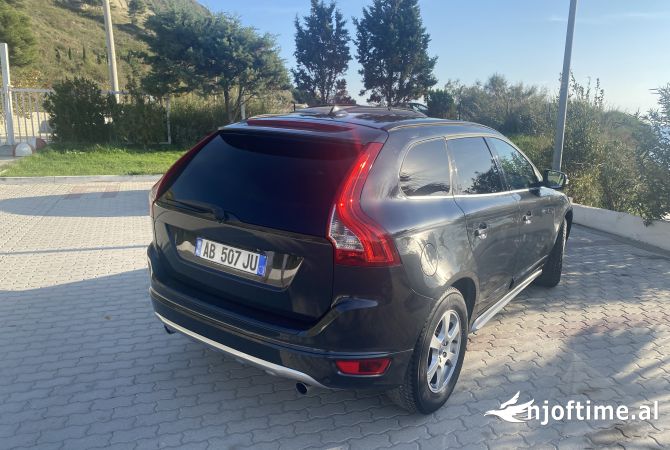 Makina ne shitje ne Durres - 10,000 Euro