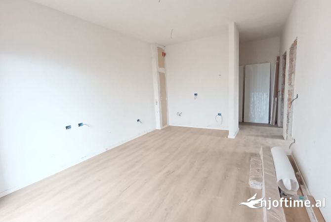 Shtepi ne shitje 2+1 ne Tirane - 106,000 Euro