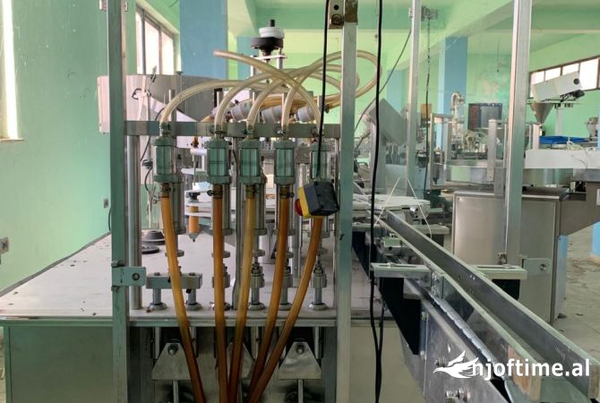 Pajisje biznesi ne shitje  ne Tirane - 32,000 Euro