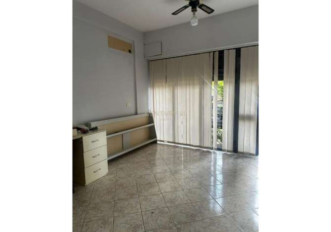 Ambient biznesi me qera 1+1 ne Tirane - 400 Euro