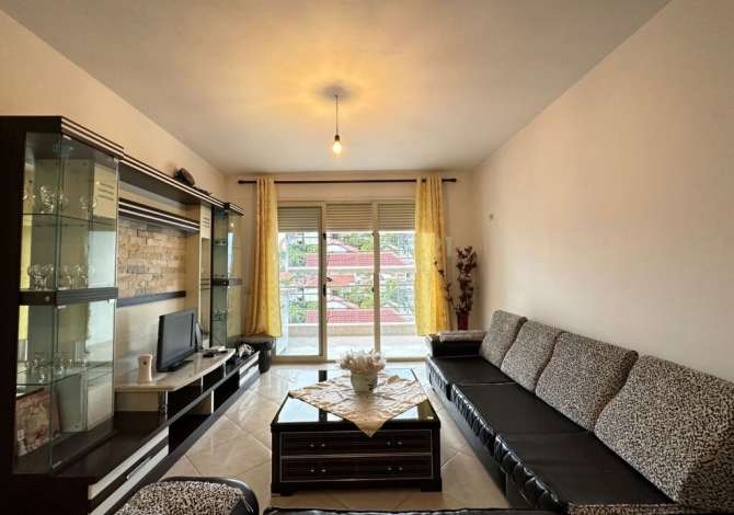 Shtepi me qera 3+1 ne Tirane - 450 Euro