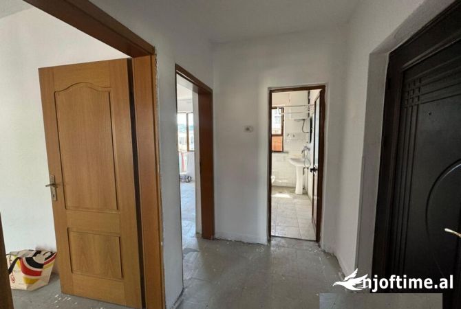 Shtepi ne shitje 1+1 ne Tirane - 99,000 Euro