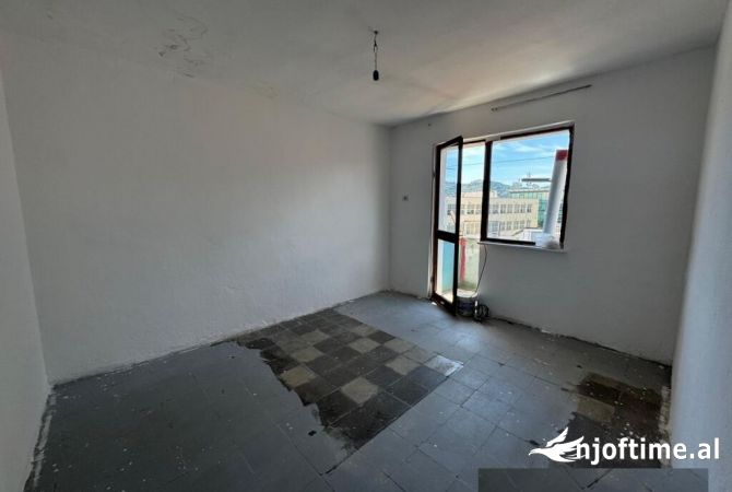 Shtepi ne shitje 1+1 ne Tirane - 99,000 Euro