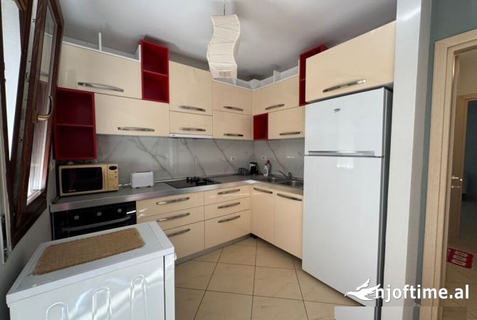 Shtepi me qera 2+1 ne Tirane - 550 Euro