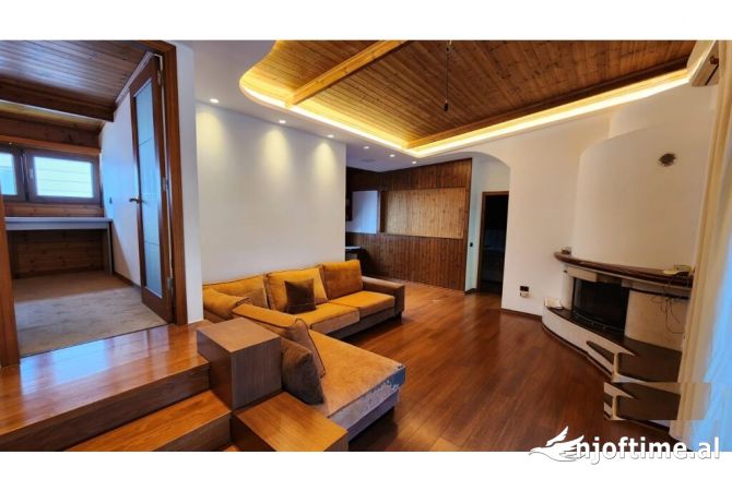 Shtepi me qera 2+1 ne Tirane - 700 Euro