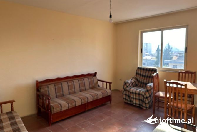 Shtepi ne shitje 1+1 ne Tirane - 75,000 Euro